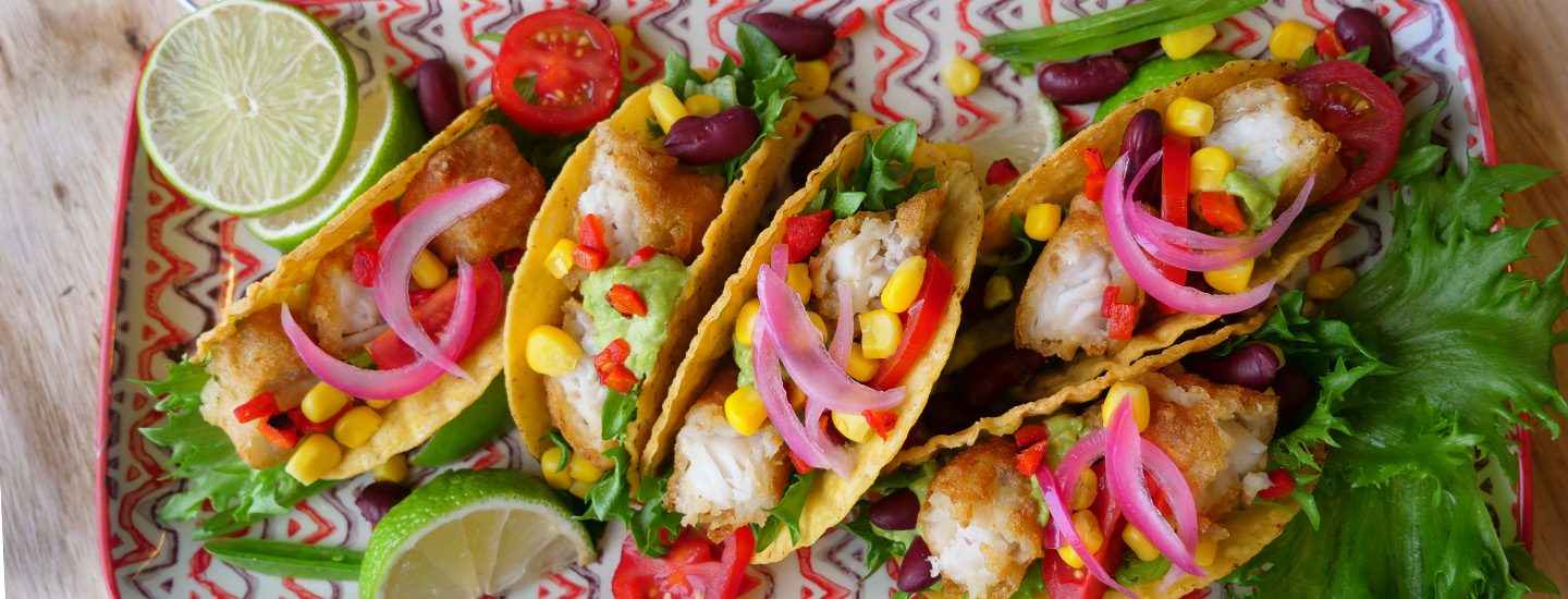 Värikkäät kalatacot