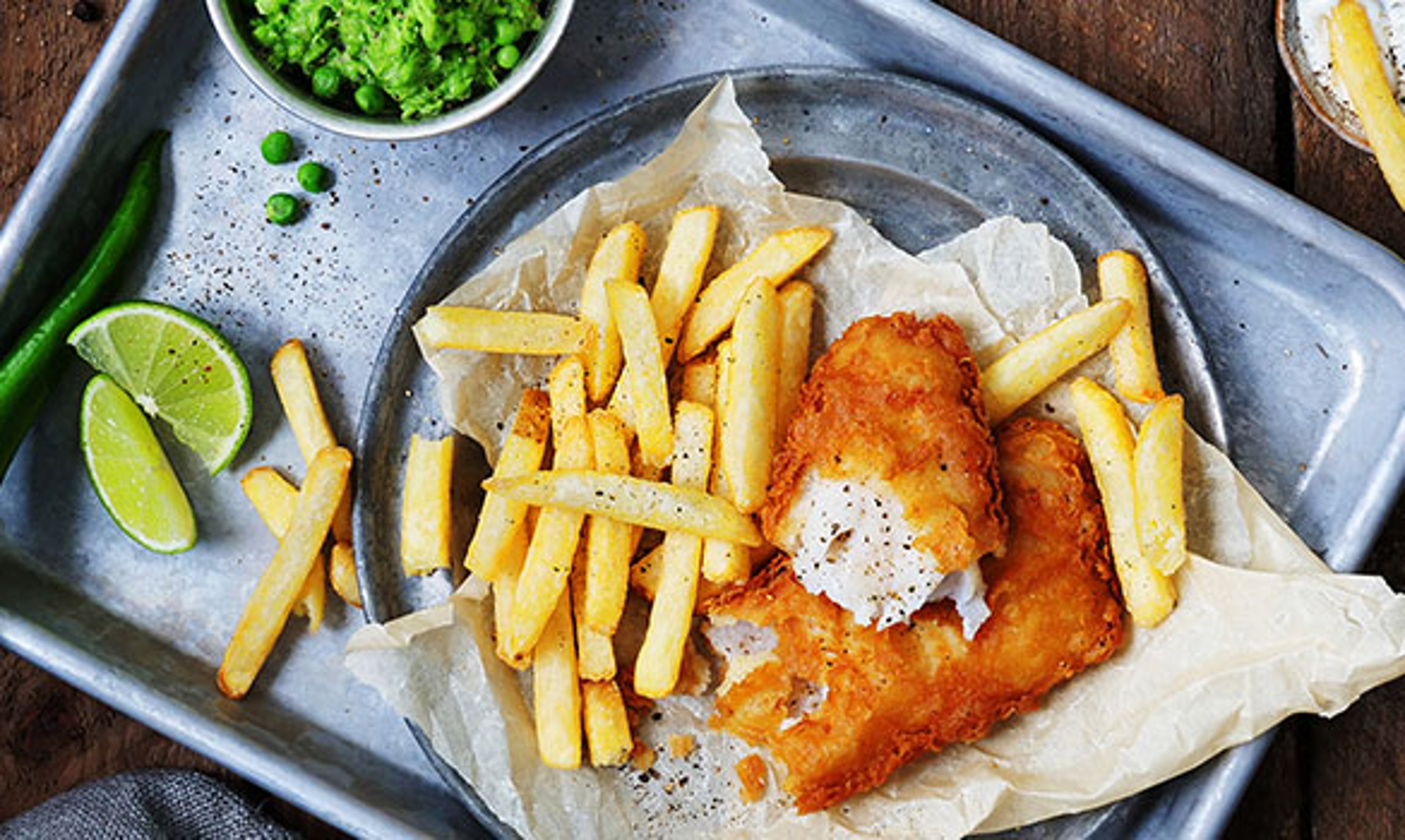 Fish_and_crisp_3_585x350.jpg